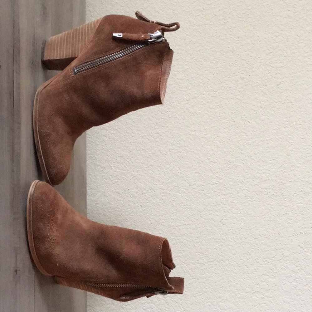 Dolce Vita leather booties